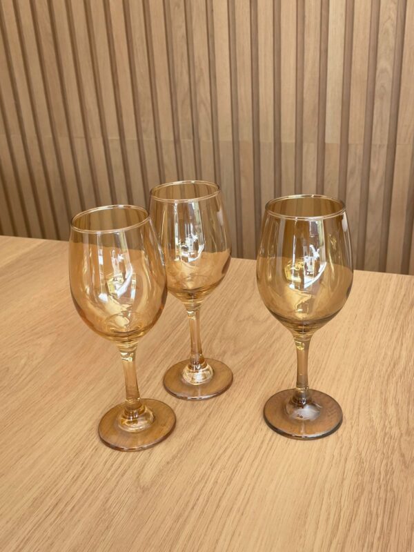 TAÇAS DE VIDRO DOURADO ESPELHADO