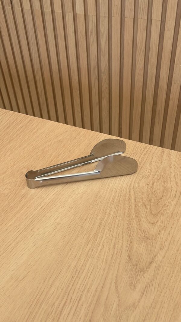 PEGADOR UNIVERSAL EM INOX